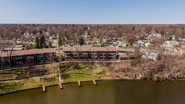 $129,900 | 1742 South Grove Street, Unit A103, Ypsilanti, MI 48198