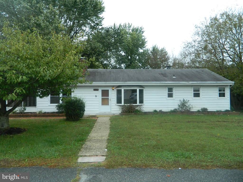 1252 Beach Road Edgewater, MD 21037 - Photo 20 of 20 Exterior (Front)