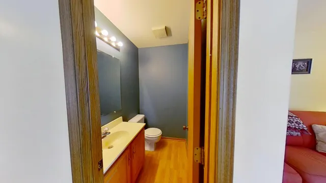 $250,000 | 2S705 Timber Drive, Warrenville, IL 60555