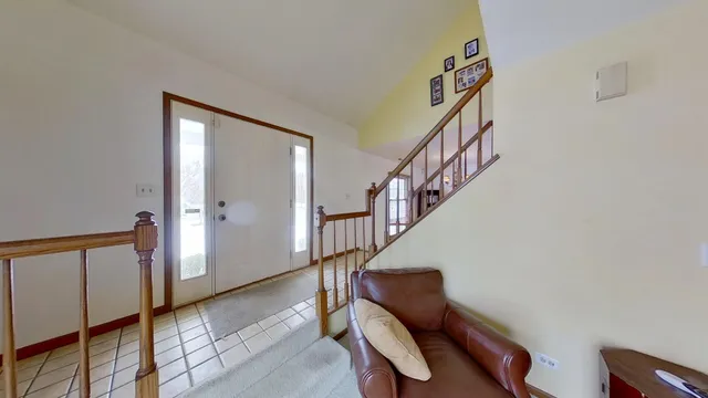 $250,000 | 2S705 Timber Drive, Warrenville, IL 60555