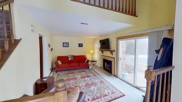 $250,000 | 2S705 Timber Drive, Warrenville, IL 60555