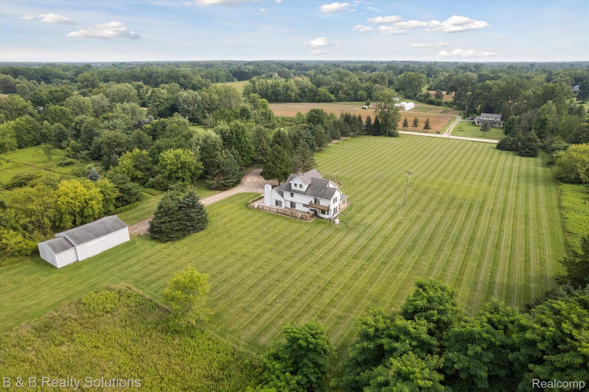 8561 Hough Road Almont, MI 48003 - Photo 60 of 68 Gallery Image 60
