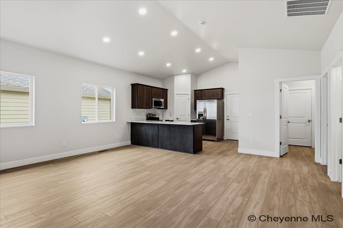 5823 Liz Ranch Road Cheyenne, WY 82007 - Photo 12 of 32 Gallery Image 12
