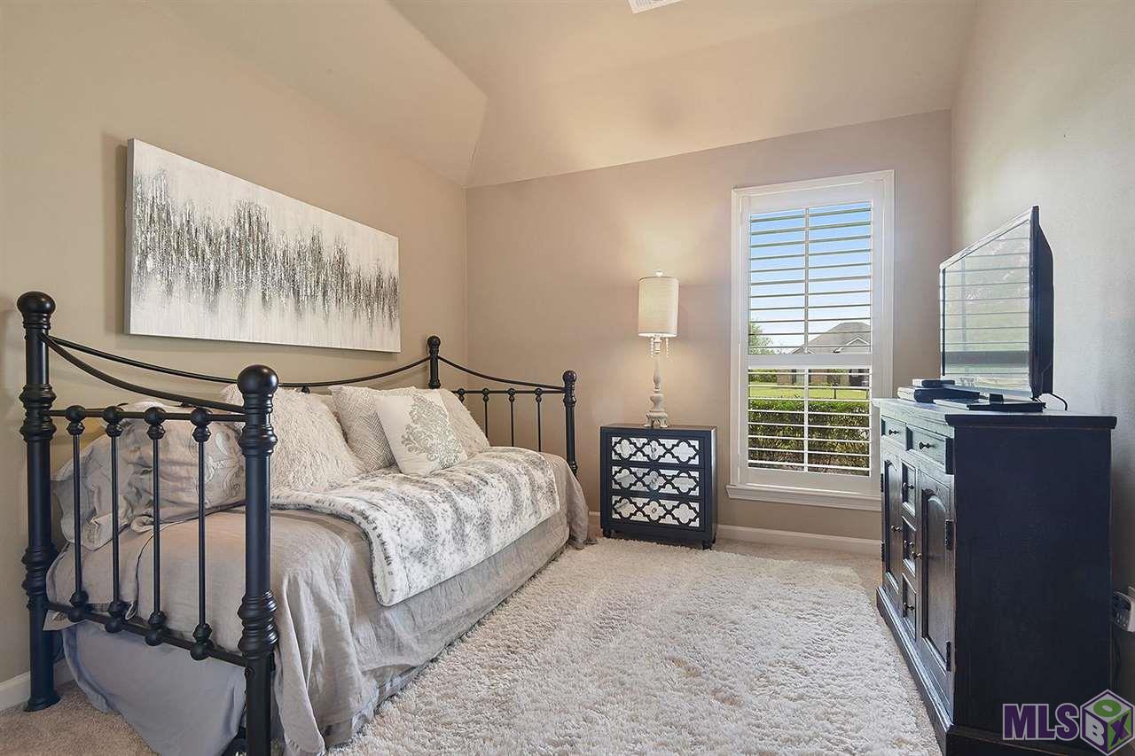 39532 Rue Royale Prairieville, LA 70769 - Photo 12 of 17 Gallery Image 12