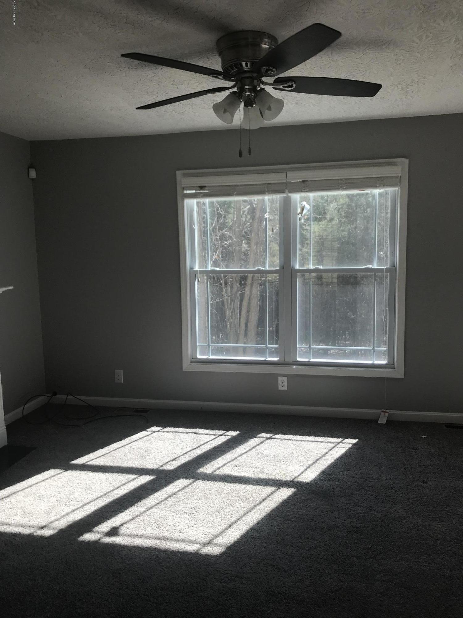 4631 Flatlick Road Mount Washington, KY 40047 - Photo 21 of 26 House20