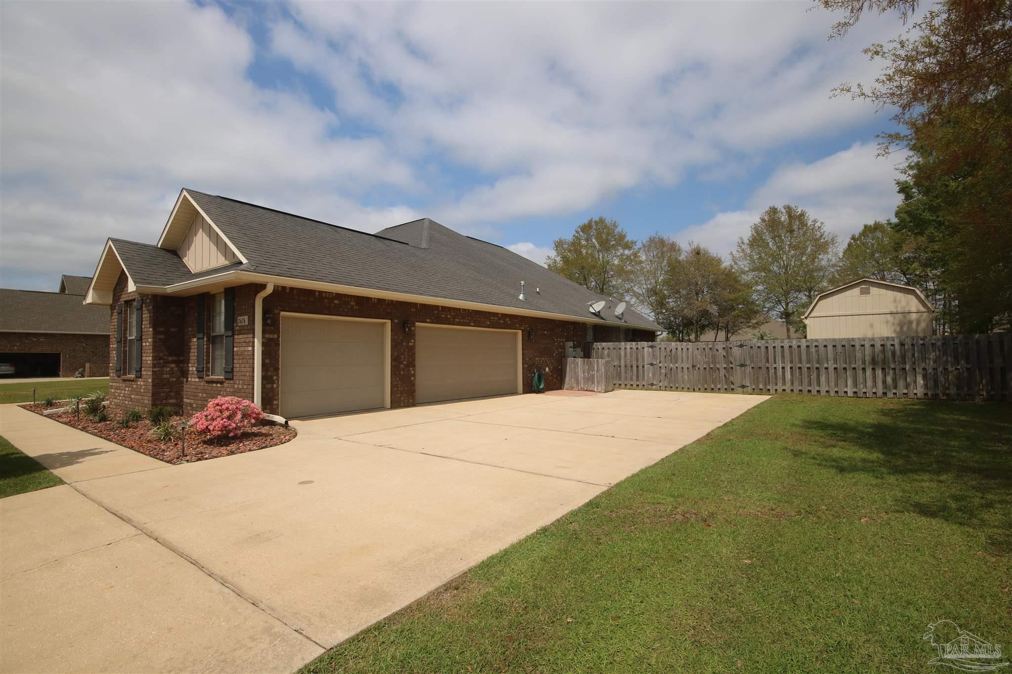 2626 Wildhurst Trail Pace, FL 32571 - Photo 3 of 68