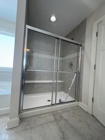 $429,500 | 4556 West Lakeway Drive, New Palestine, IN 46163