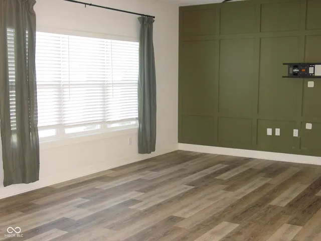 $429,500 | 4556 West Lakeway Drive, New Palestine, IN 46163