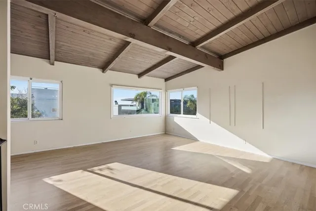 $2,350,000 | 1902 Highland Avenue, Manhattan Beach, CA 90266