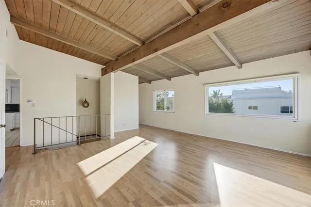 $2,350,000 | 1902 Highland Avenue, Manhattan Beach, CA 90266