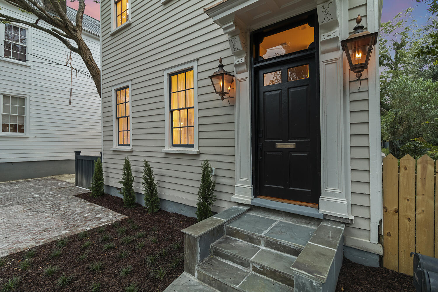 19 Smith Street, Unit A Charleston, SC 29401 - Photo 3 of 31 img_0828