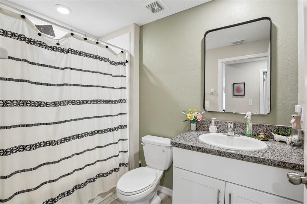 9415 Lemon Drop Loop Sun City Center, FL 33573 - Photo 26 of 53