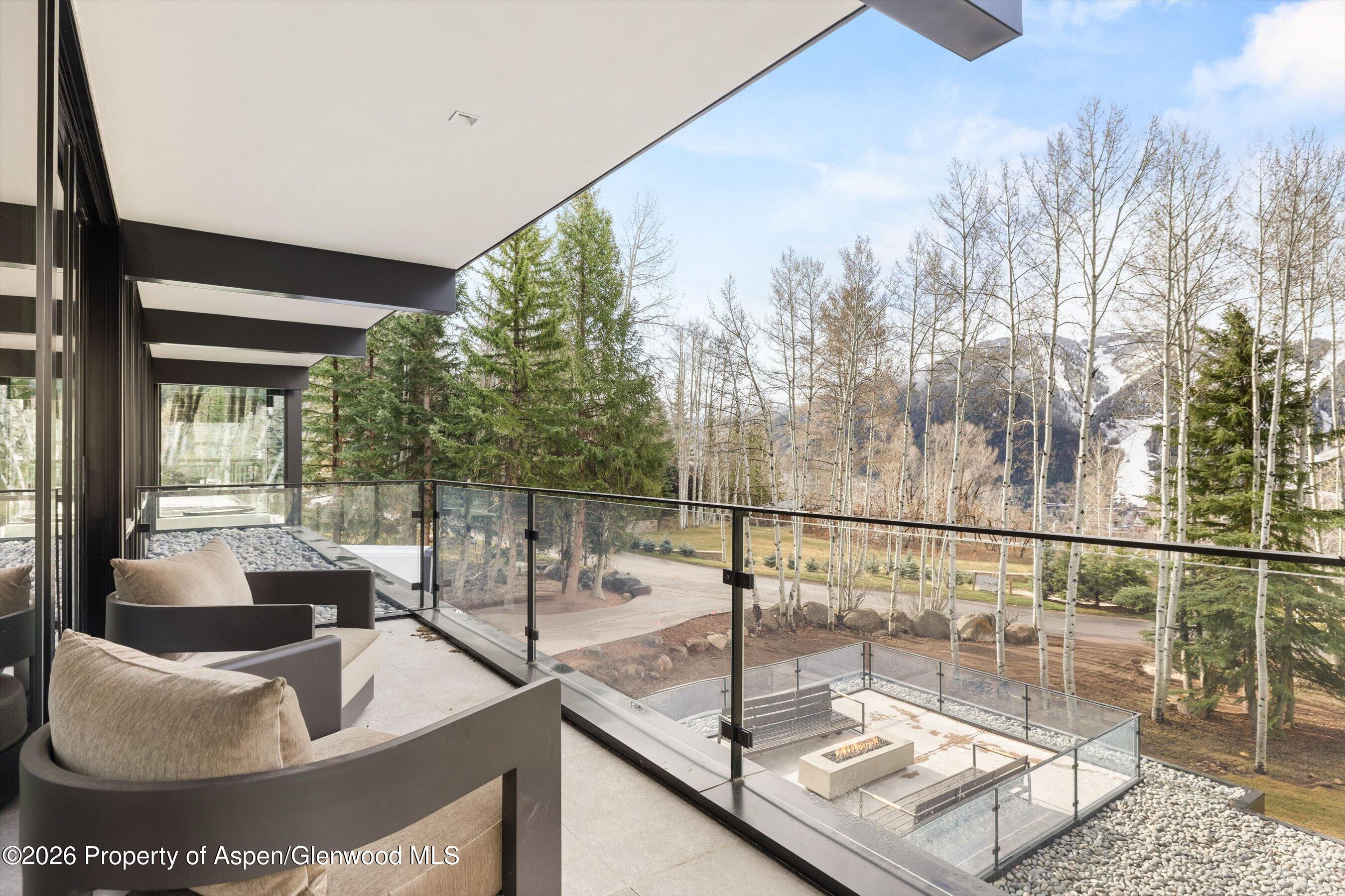 323 East Reds Road Aspen, CO 81612 - Photo 8 of 17 Primary Bedroom Terrace