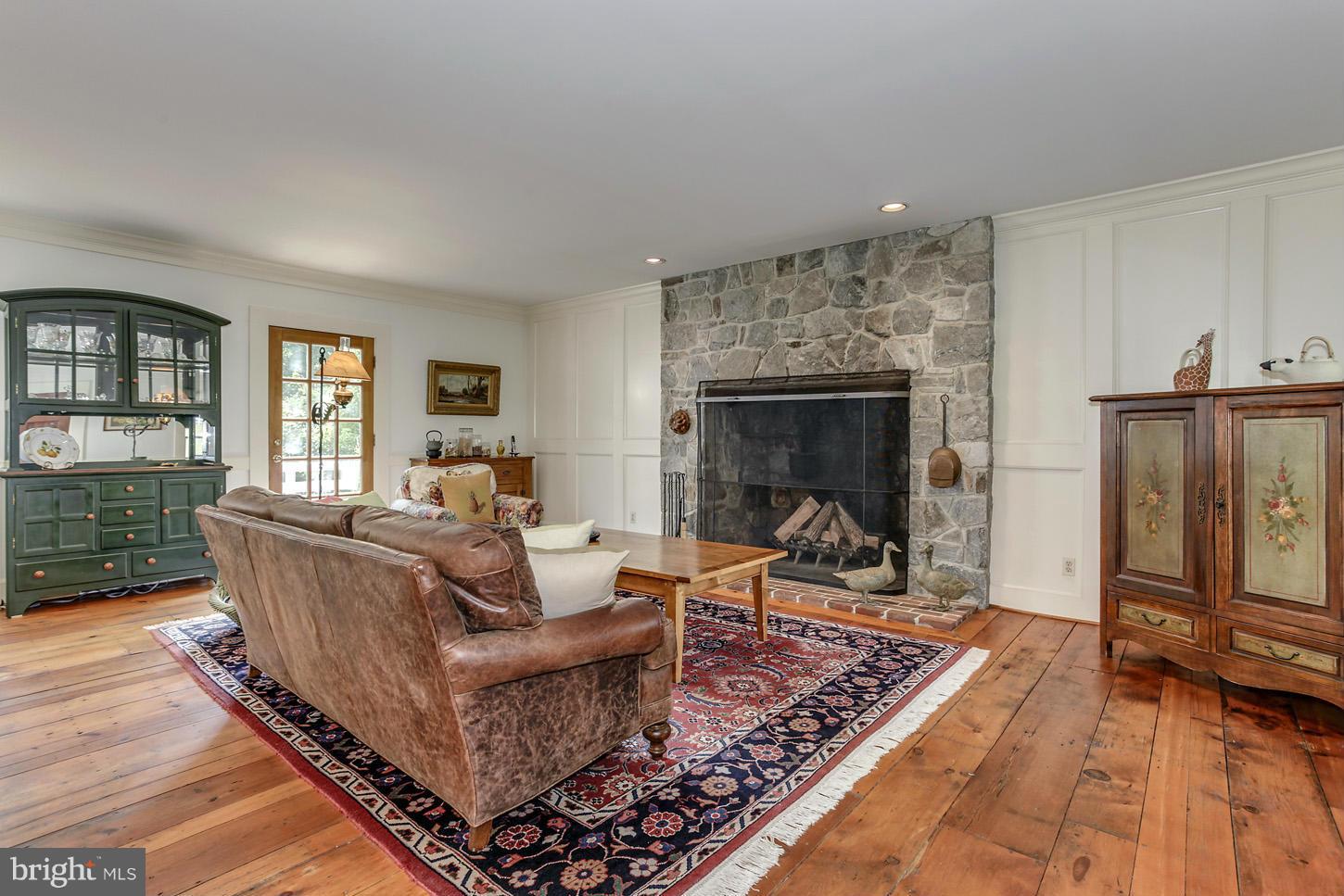 1123 Bellview Road McLean, VA 22102 - Photo 14 of 30 Family Room