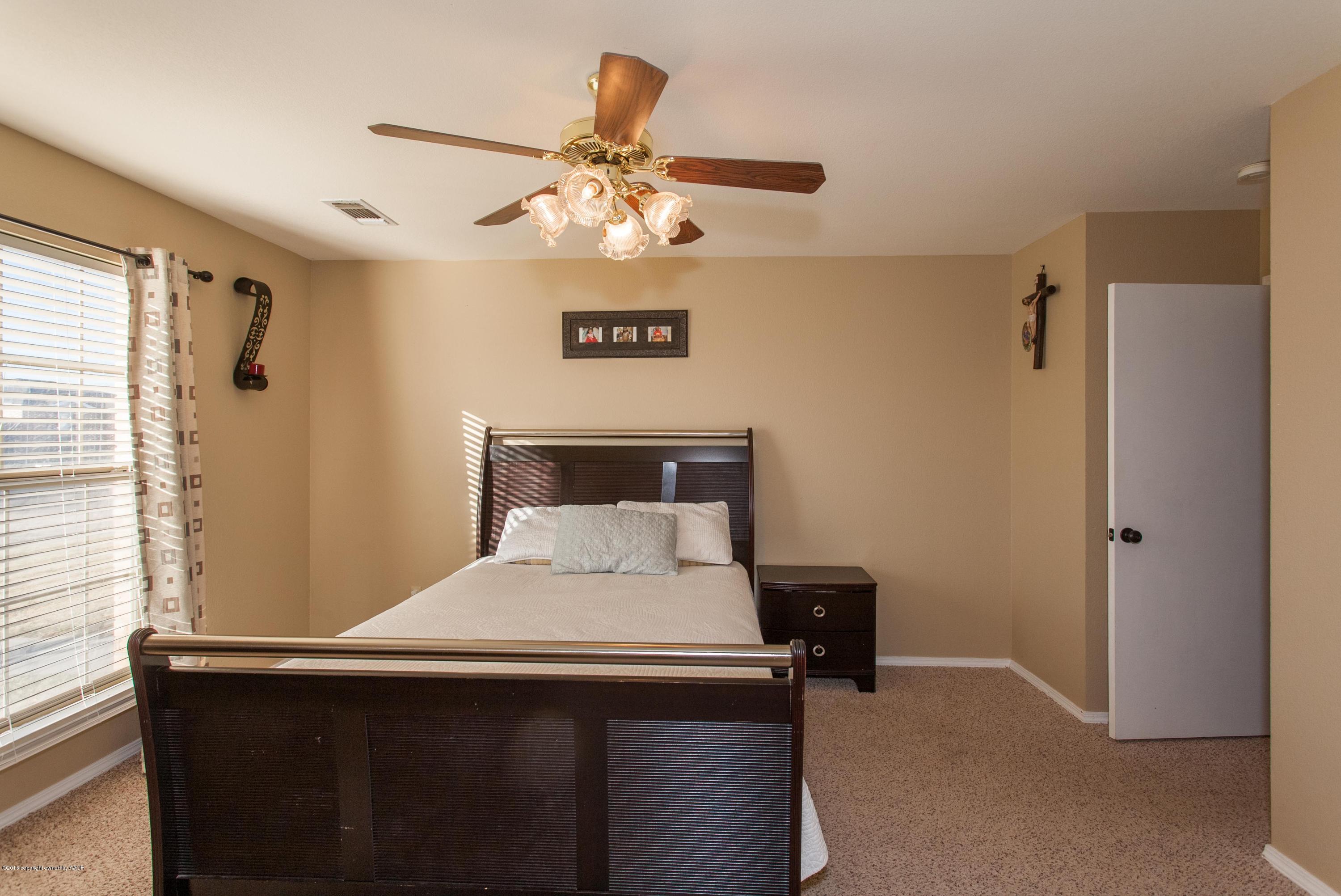 1012 Shasta Drive Amarillo, TX 79110 - Photo 11 of 23 03_Master_Bedroom