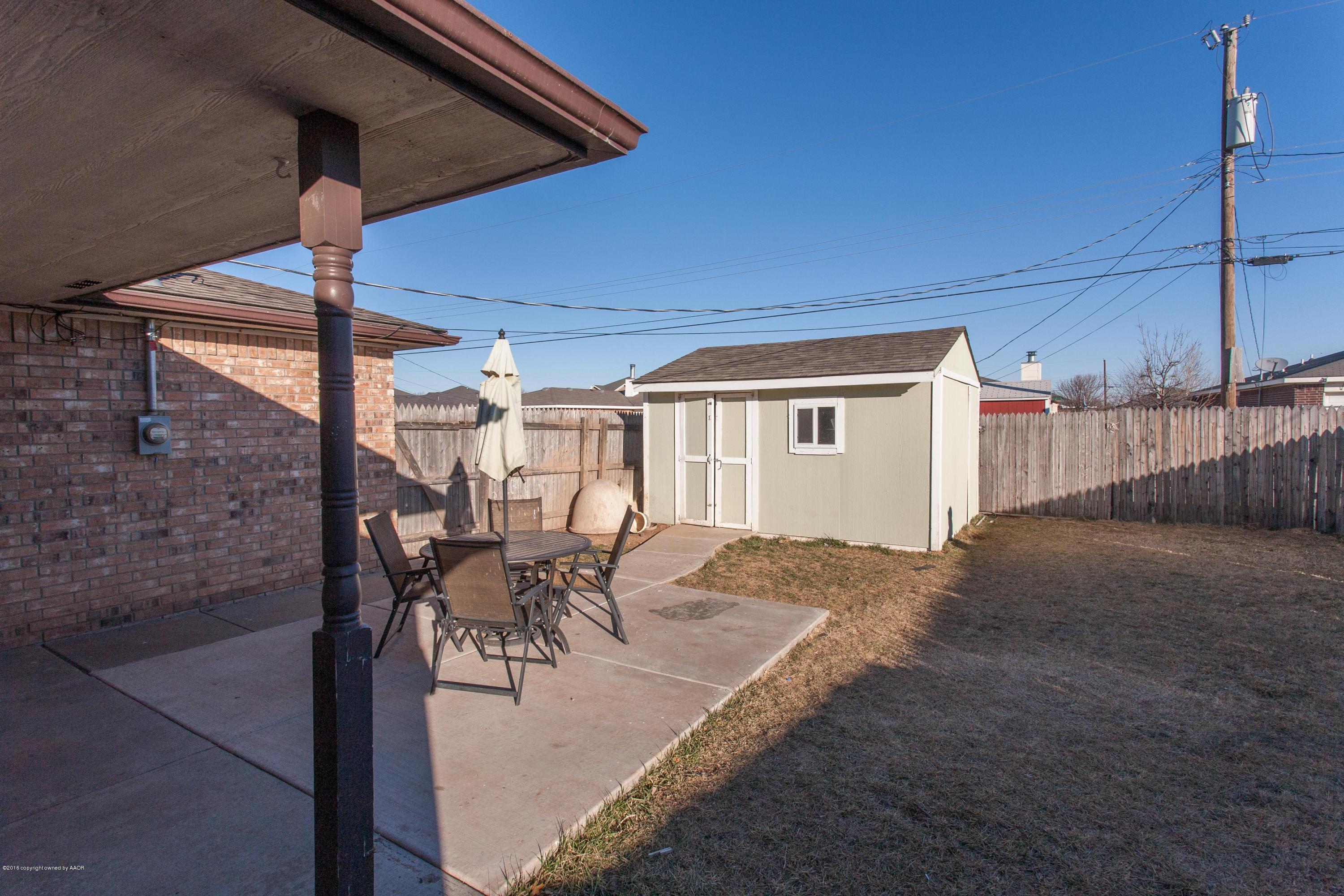 1012 Shasta Drive Amarillo, TX 79110 - Photo 21 of 23 17_Backyard