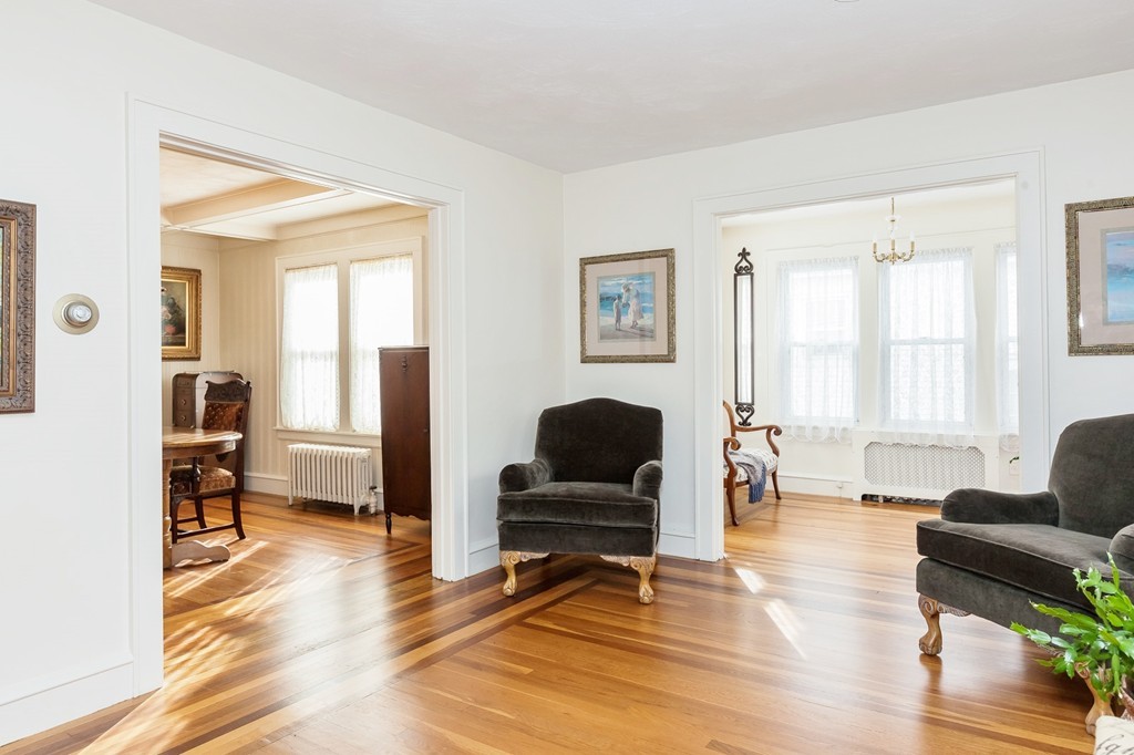 97 Gillette Avenue Springfield, MA 01118 - Photo 3 of 17 Gallery Image 3