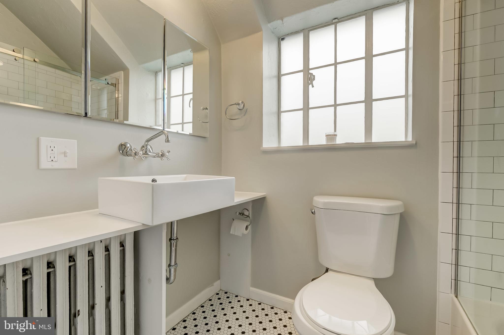 3630 Elkader Road Baltimore, MD 21218 - Photo 16 of 30 2nd Floor full bath with upgrades