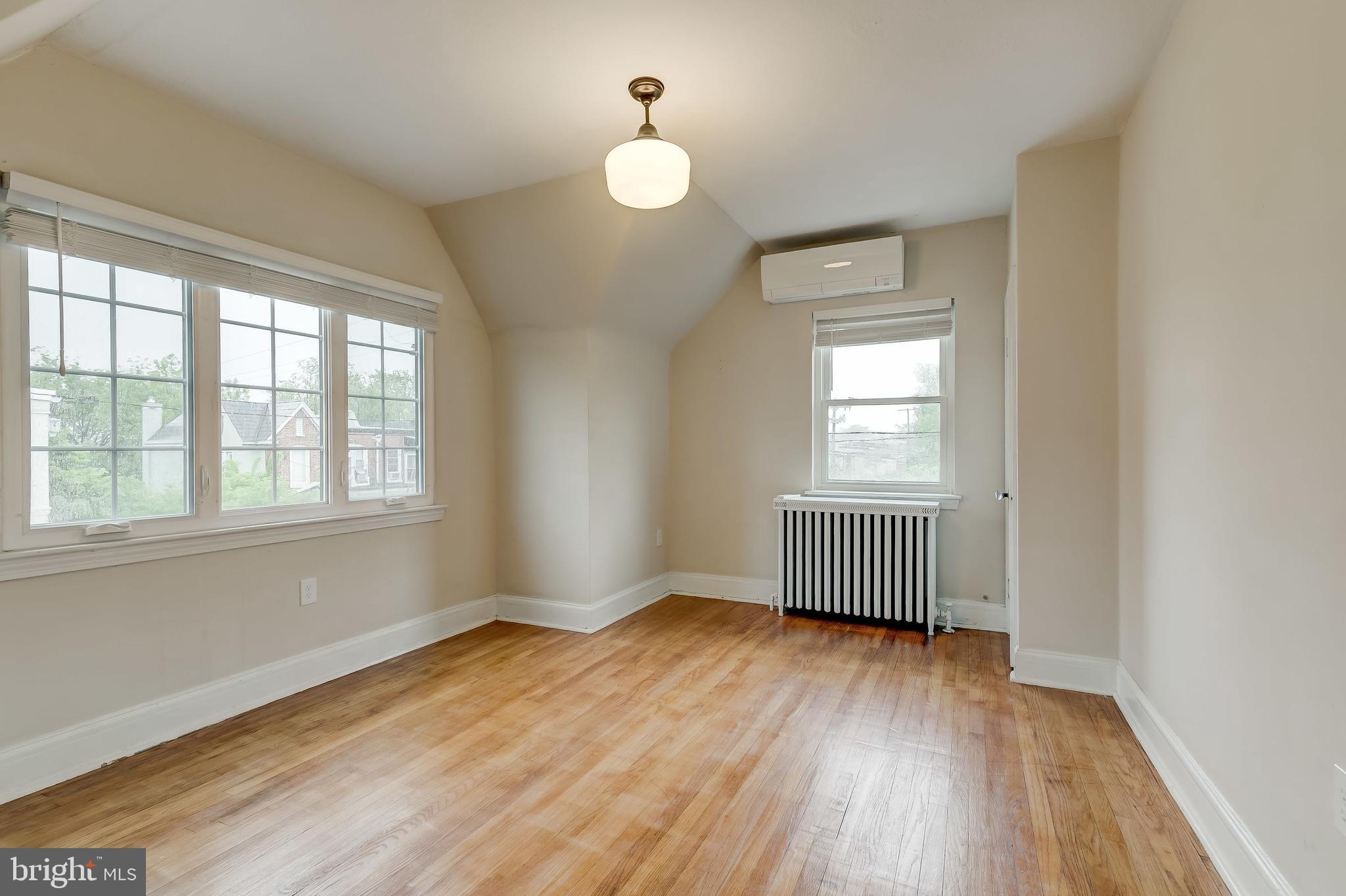 3630 Elkader Road Baltimore, MD 21218 - Photo 21 of 30 2nd BR upstairs