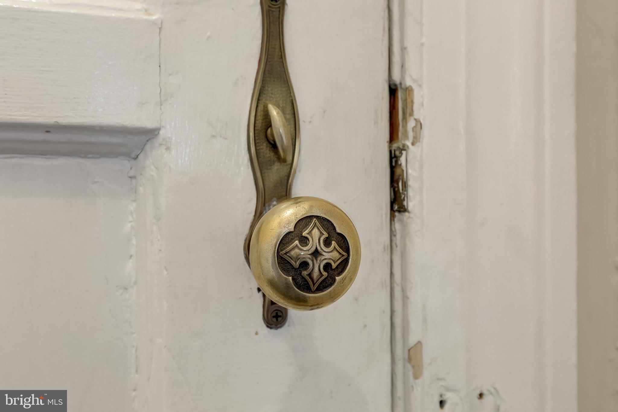 3630 Elkader Road Baltimore, MD 21218 - Photo 26 of 30 Original details throughout