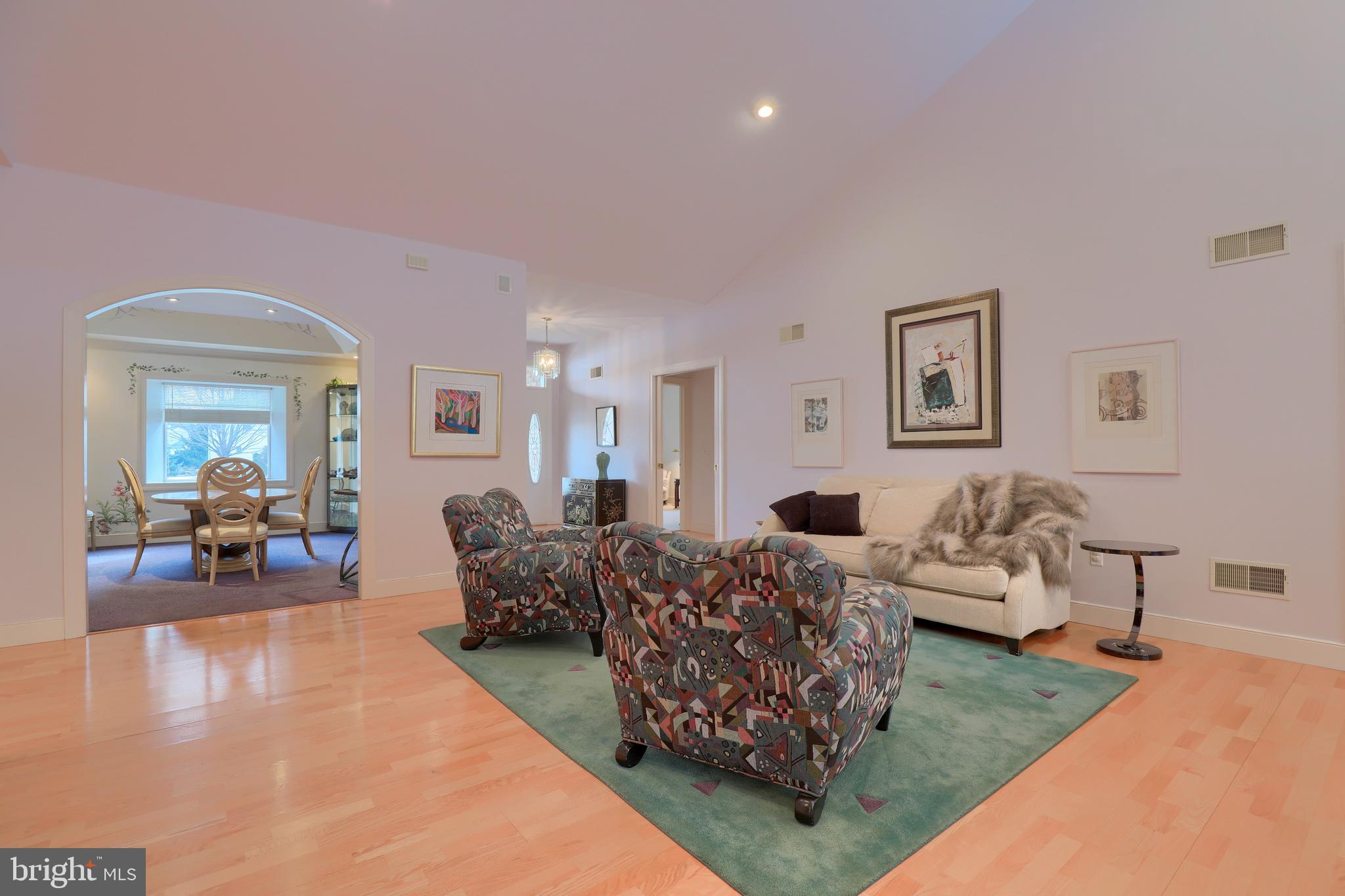 409 East 4th Avenue Lititz, PA 17543 - Photo 14 of 44