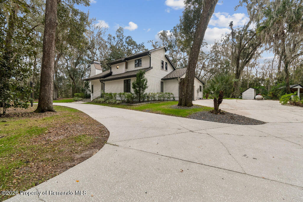 26262 Lake Lindsey Road Brooksville, FL 34601 - Photo 50 of 53 41570_695c81e8affbd_01.06.2026_image-49