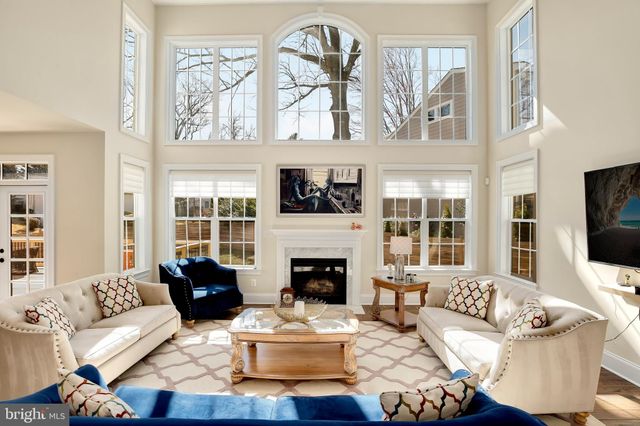 $2,220,000 | 5600 Namakagan Road, Bethesda, MD 20816