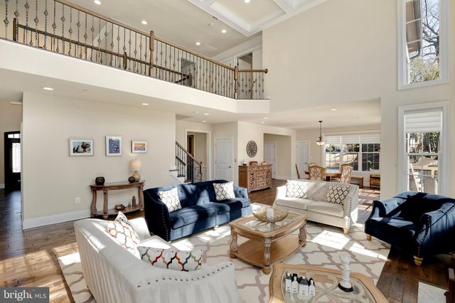 $2,220,000 | 5600 Namakagan Road, Bethesda, MD 20816