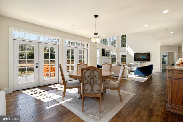 $2,220,000 | 5600 Namakagan Road, Bethesda, MD 20816