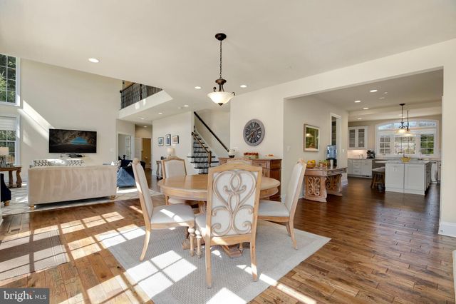 $2,220,000 | 5600 Namakagan Road, Bethesda, MD 20816