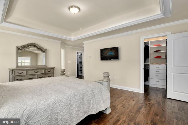 $2,220,000 | 5600 Namakagan Road, Bethesda, MD 20816