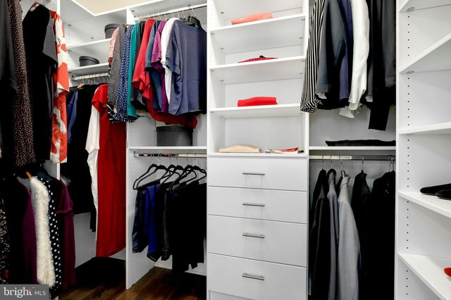 $2,220,000 | 5600 Namakagan Road, Bethesda, MD 20816