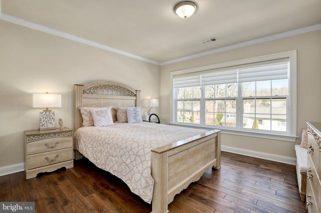 $2,220,000 | 5600 Namakagan Road, Bethesda, MD 20816