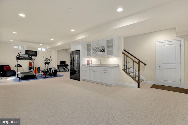 $2,220,000 | 5600 Namakagan Road, Bethesda, MD 20816