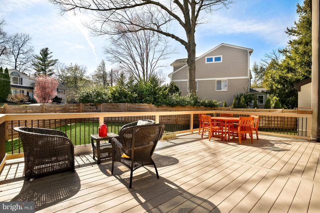 $2,220,000 | 5600 Namakagan Road, Bethesda, MD 20816
