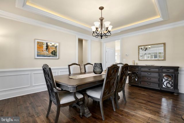 $2,220,000 | 5600 Namakagan Road, Bethesda, MD 20816