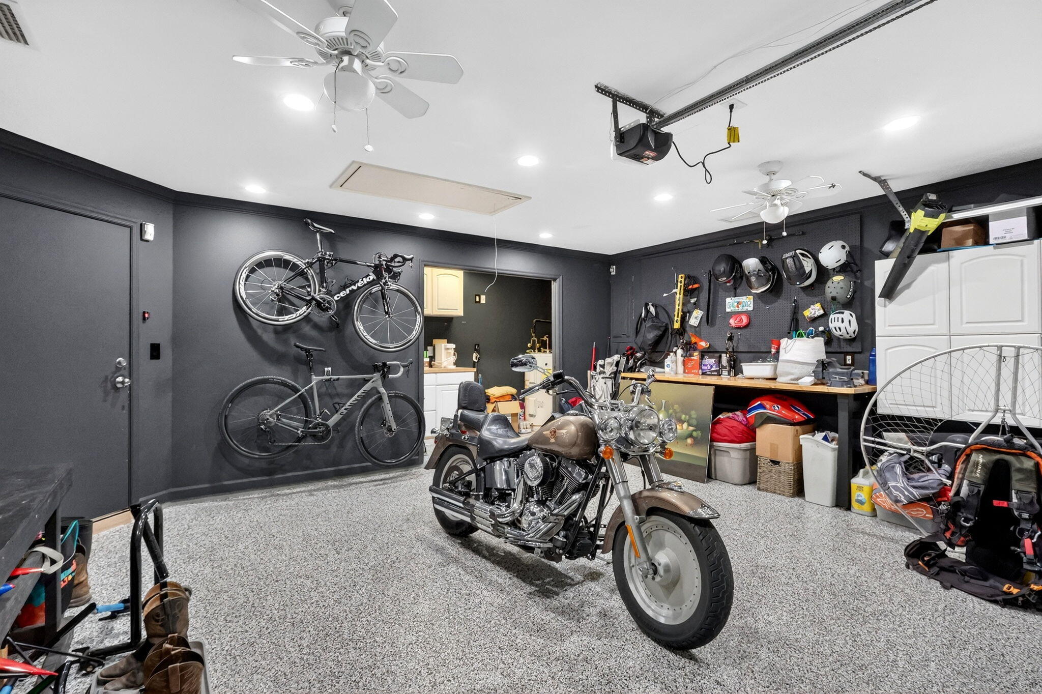 6208 Michael Street Jupiter, FL 33458 - Photo 33 of 60 Garage