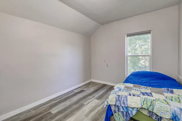 $239,824 | 105 10th Street Northwest, Plainview, MN 55964