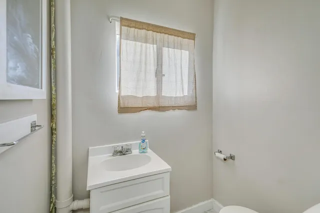 $239,824 | 105 10th Street Northwest, Plainview, MN 55964