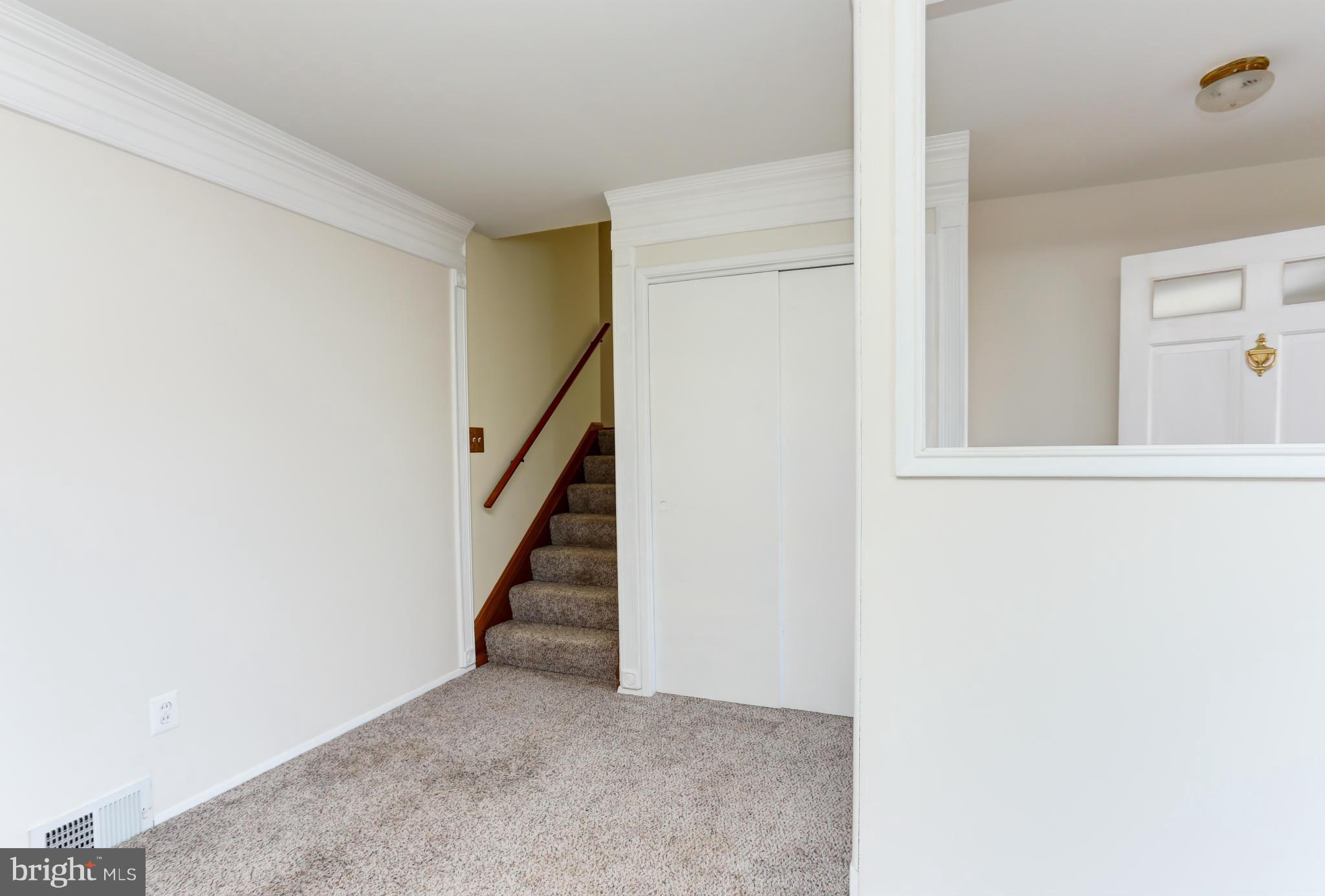 7417 Farnum Street Springfield, VA 22151 - Photo 2 of 22 Foyer