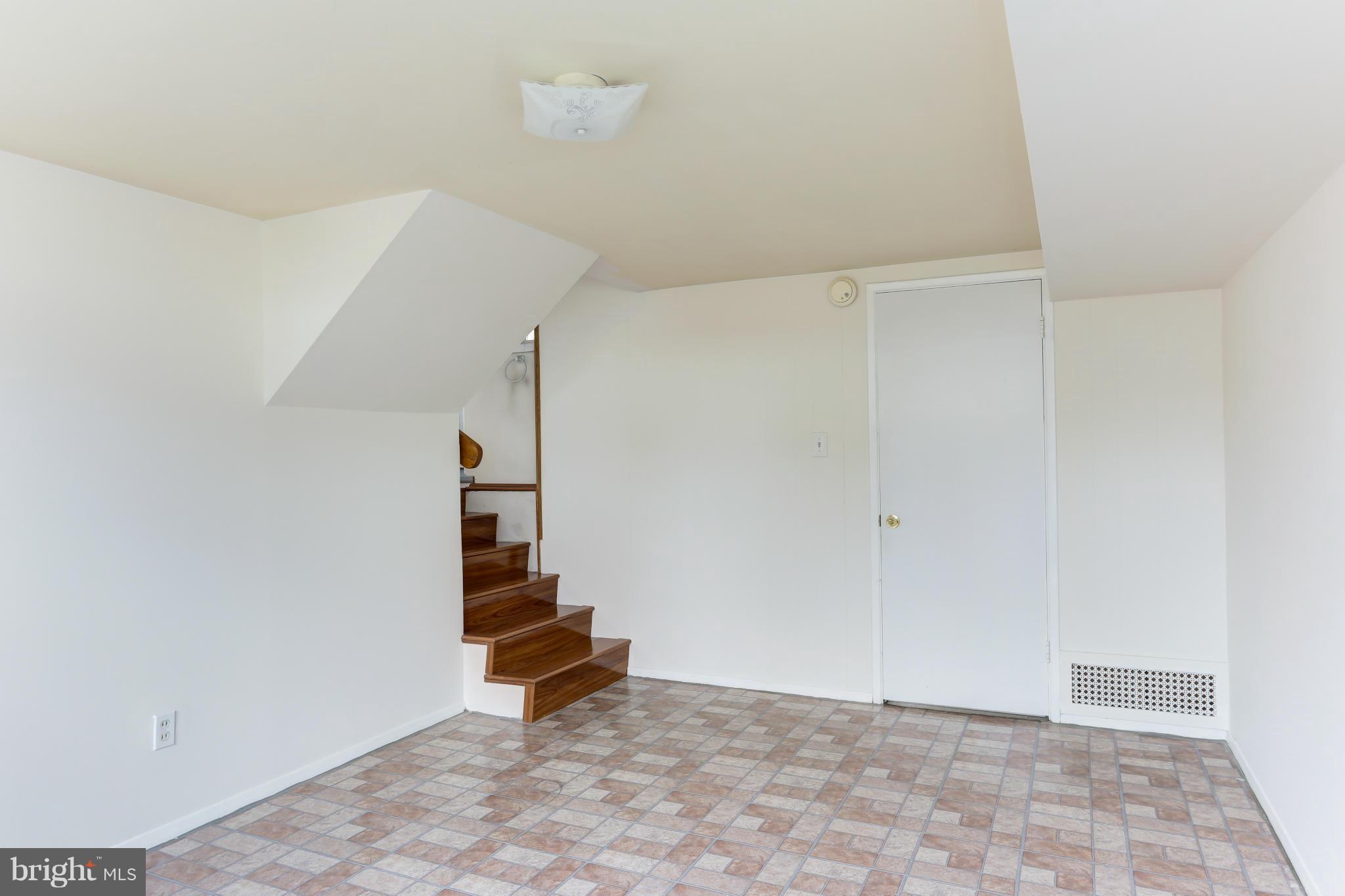 7417 Farnum Street Springfield, VA 22151 - Photo 16 of 22 Family Room or Den