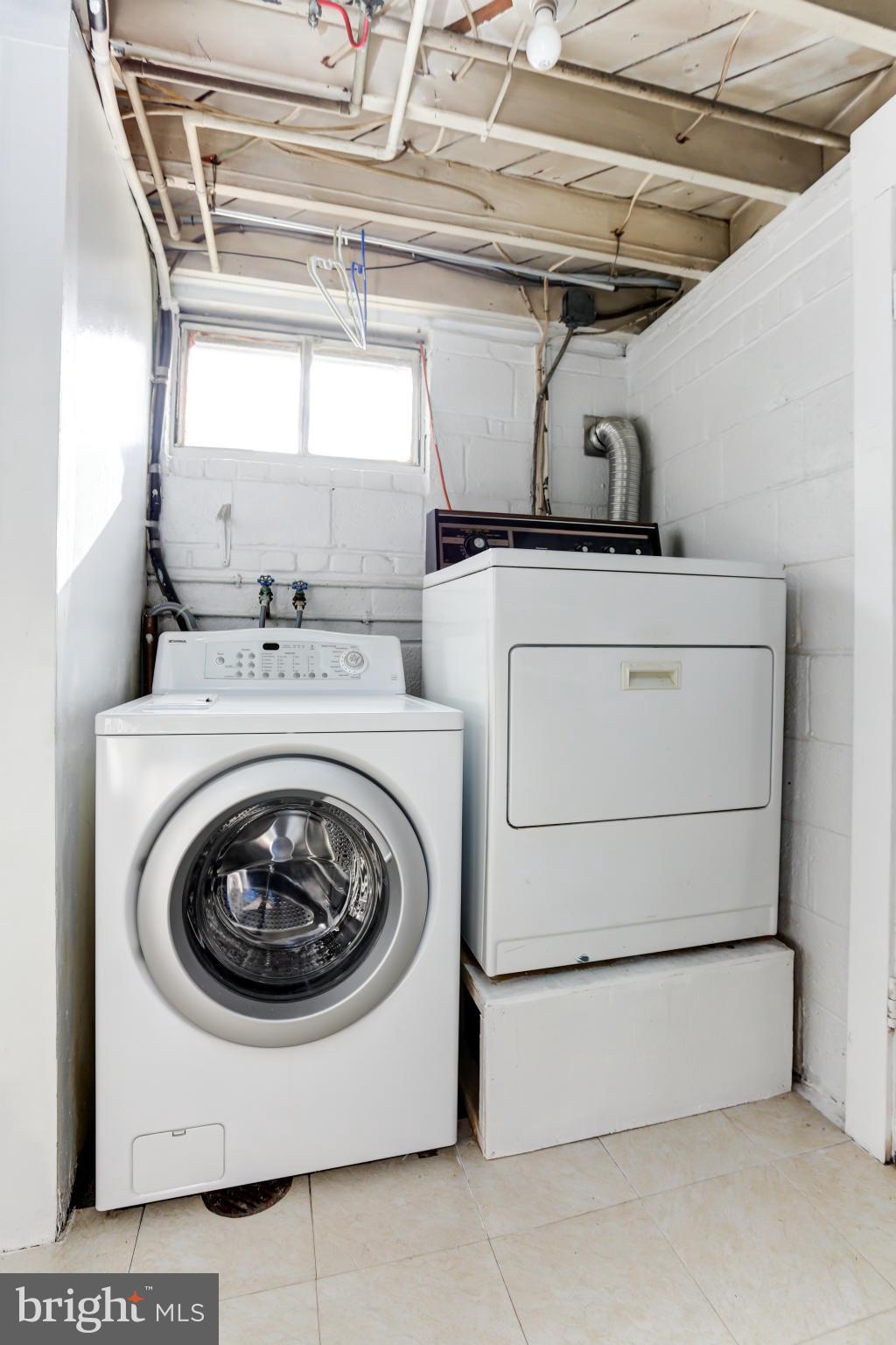 7417 Farnum Street Springfield, VA 22151 - Photo 18 of 22 Laundry