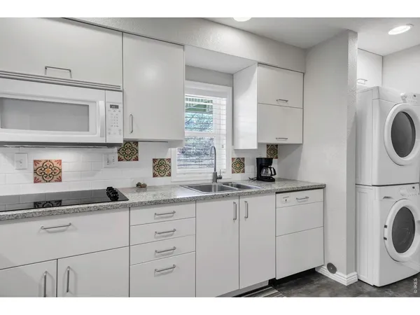 $995,000 | 4057 Niblick Drive, Longmont, CO 80503