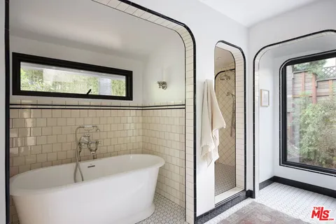 $2,750,000 | 5692 Holly Oak Drive, Los Angeles, CA 90068