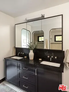 $2,750,000 | 5692 Holly Oak Drive, Los Angeles, CA 90068