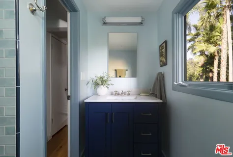 $2,750,000 | 5692 Holly Oak Drive, Los Angeles, CA 90068