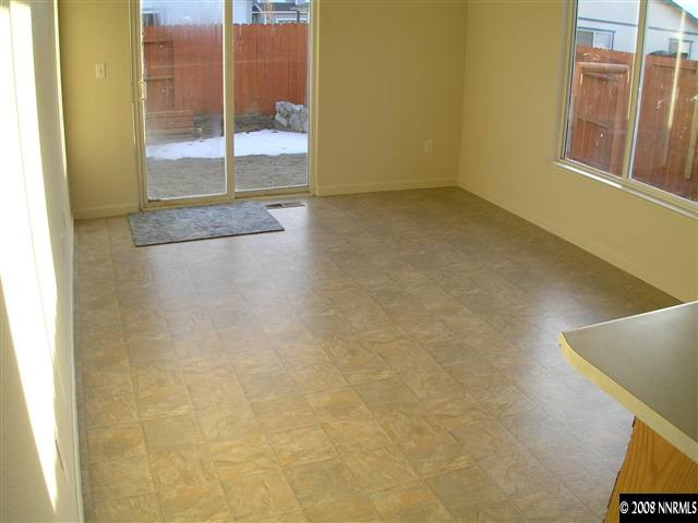 17864 Valecito Court Reno, NV 89508 - Photo 4 of 6 Photo 4