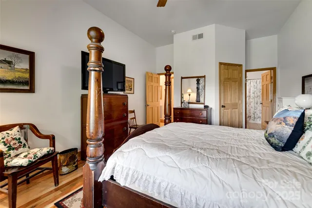 $575,000 | 54 Barnwood Way, Whittier, NC 28789