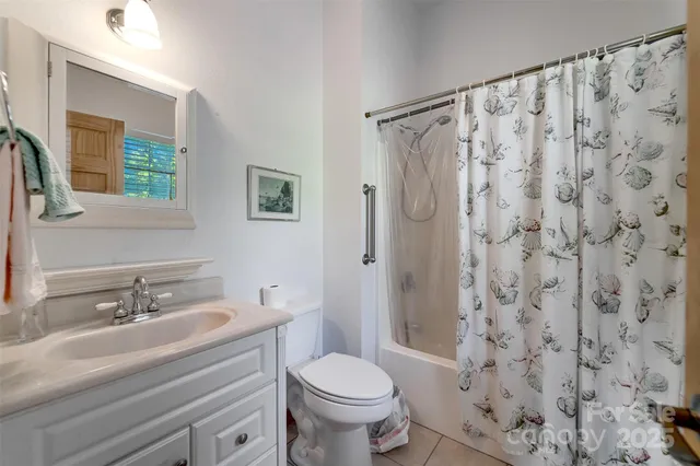 $575,000 | 54 Barnwood Way, Whittier, NC 28789