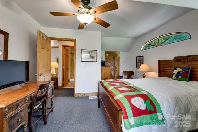 $575,000 | 54 Barnwood Way, Whittier, NC 28789